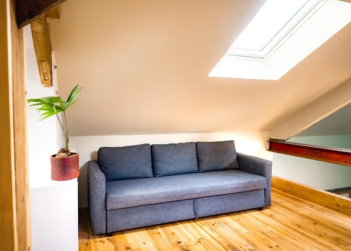 Loft Industriel 150 M2 10min Du Circuit Le Mans